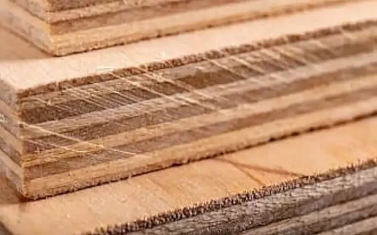 Hardwood plywood