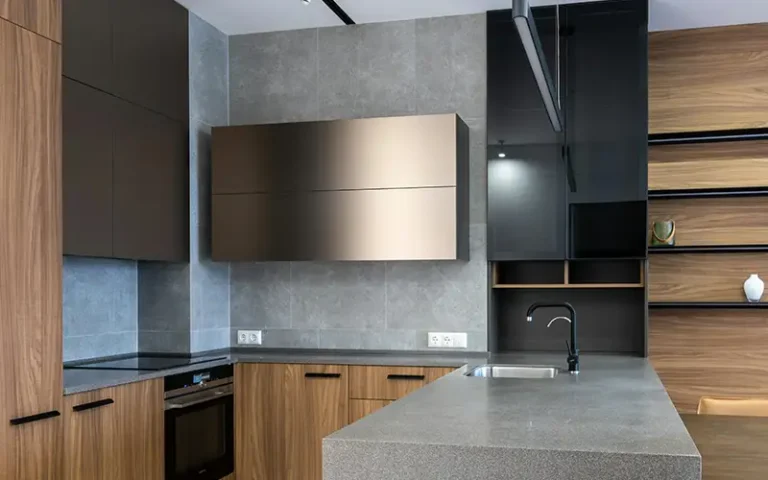 Metallic finish kitchen